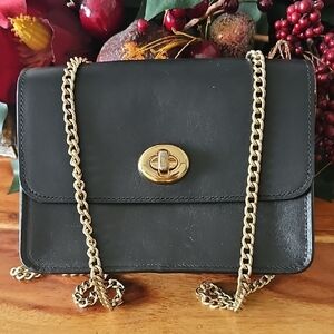 Coach Elegant Black Leather Chain Bag